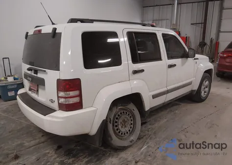 2011 Jeep Liberty Sport z USA, uszkodzony, nr VIN 1J4PN2GK8BW566579